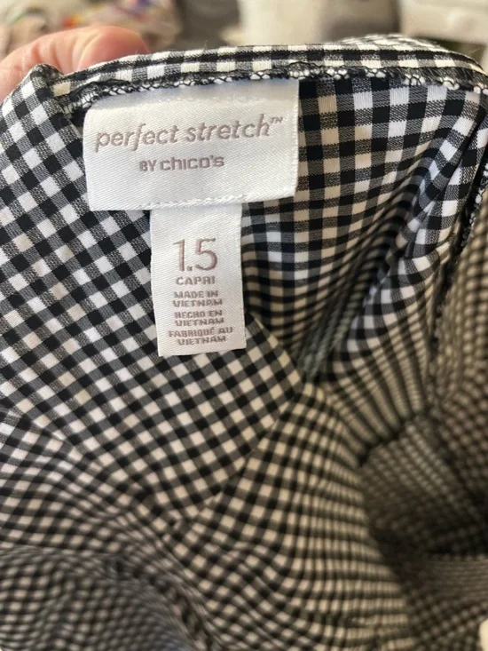 Chicos Womens Brigitte Gingham Black & White Capri Ankle Pants Size Medium - Picture 5 of 6